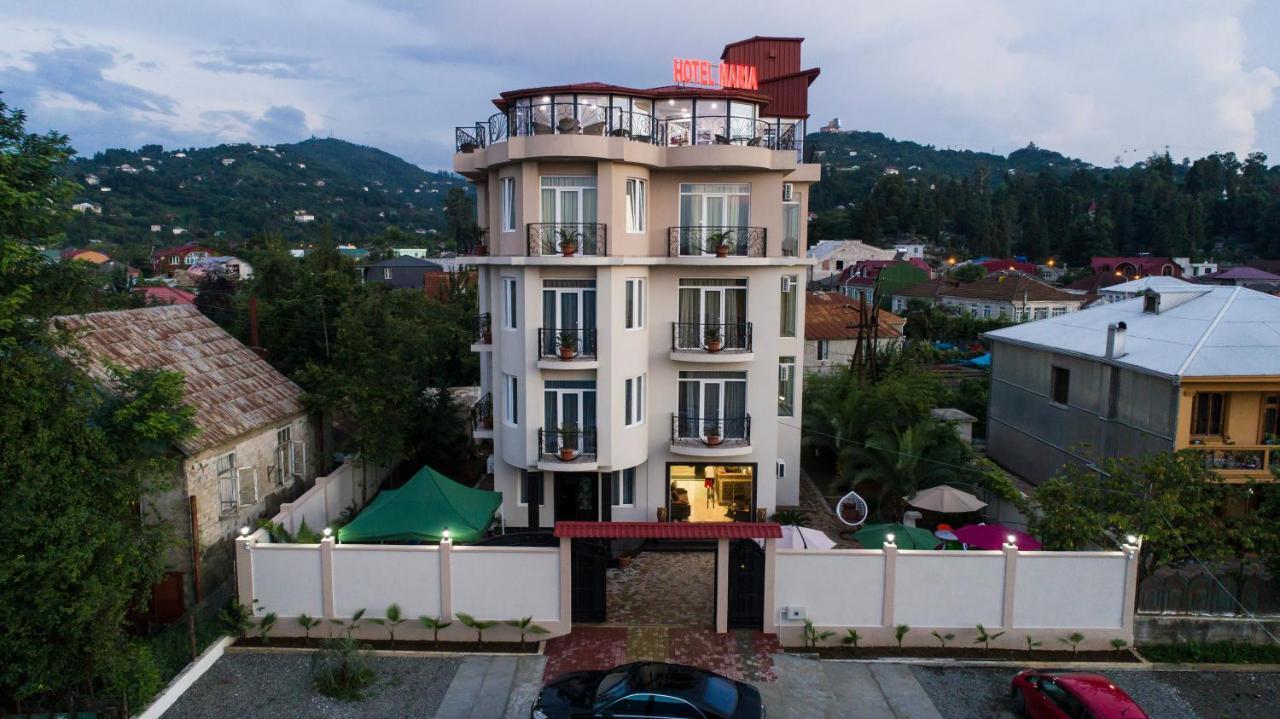 Hotel Maria Batoemi Buitenkant foto